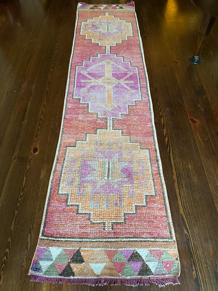 9529 - 2’7” x 10’10”