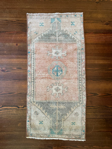 9518 - 21” x 46”