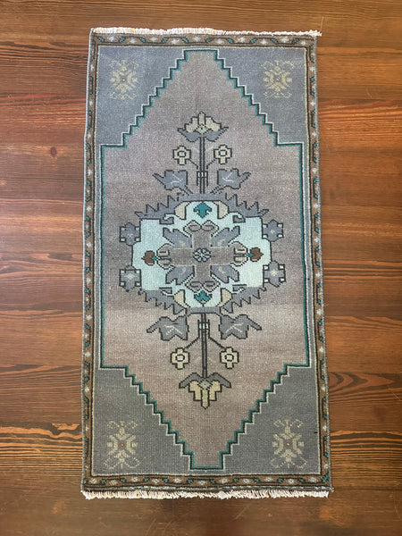 9525 - 19” x 38”