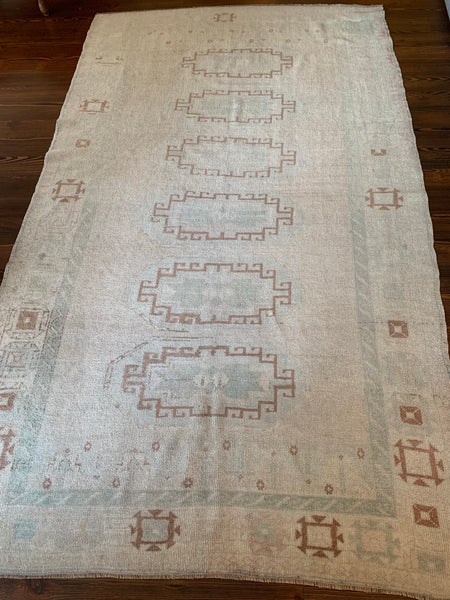 9345 - 5’ x 8’6”