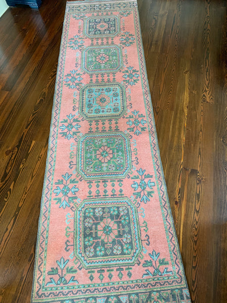 9298 - 3’ x 11’11”