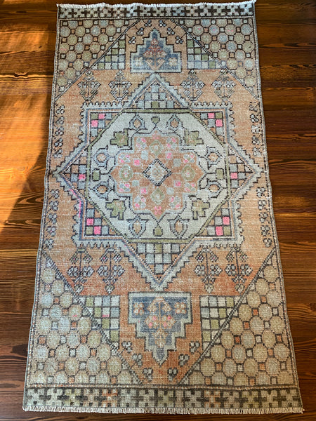 9335 - 36” x 68”