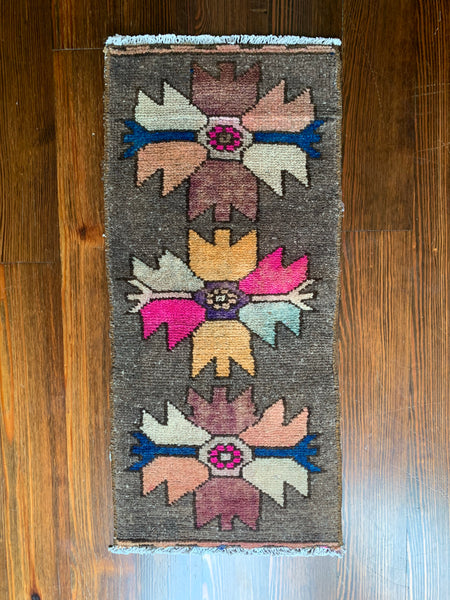 9486 - 15” x 33”