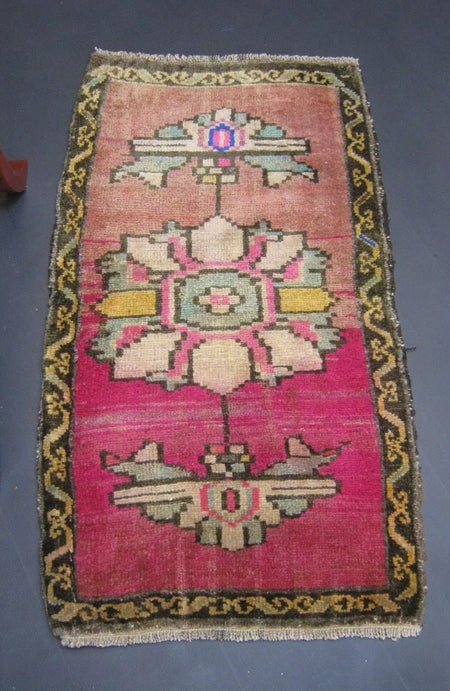 8079 - 38” x 22”