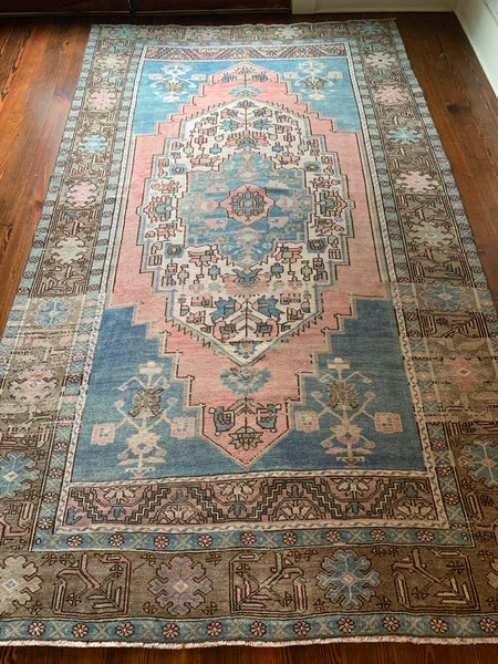 9509 - 5’9” x 10’