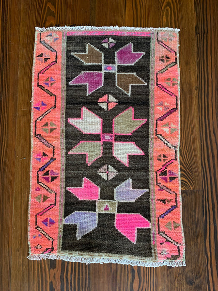 9292 - 18” x 29”